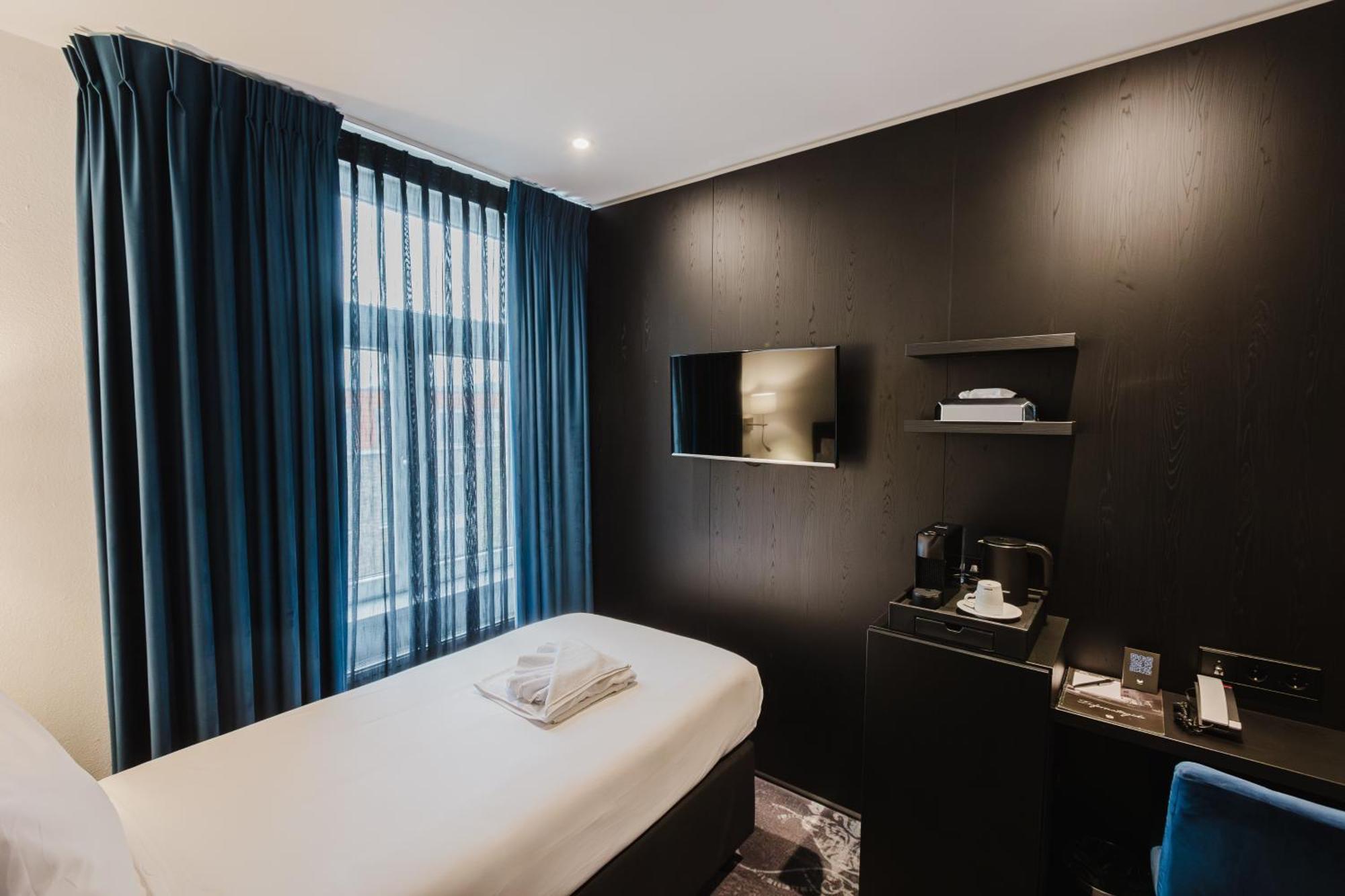 Atlas Hotel 4*